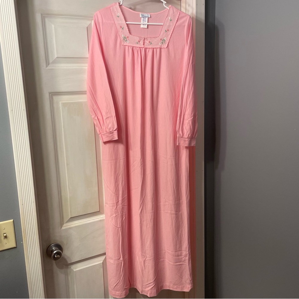 Vintage Pink Fleece Long Sleeve Ladies Nightgown